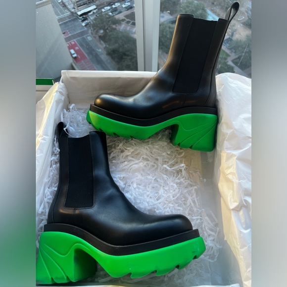 ミドルブーツ (W) Bottega Veneta Flash Chelsea Boots Black Grass Bottega Veneta Black Grass Leather Flash Boots Size 9/39.5